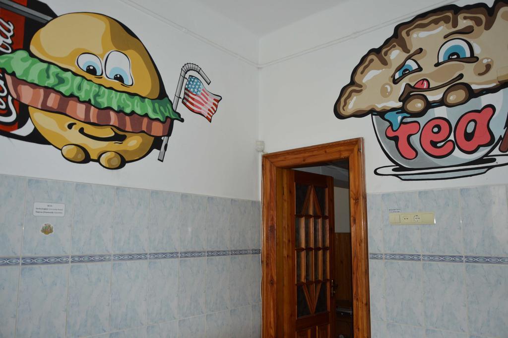 Lviv Lucky Hostel Exterior foto